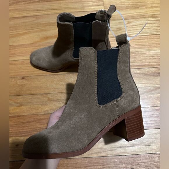 Steve Madden | Rockwell Chelsea Boot - Picture 6 of 7